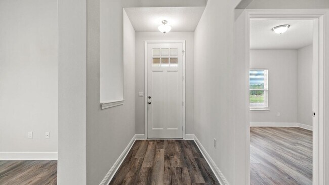 Photo - 215 Speckled Trout Ln N