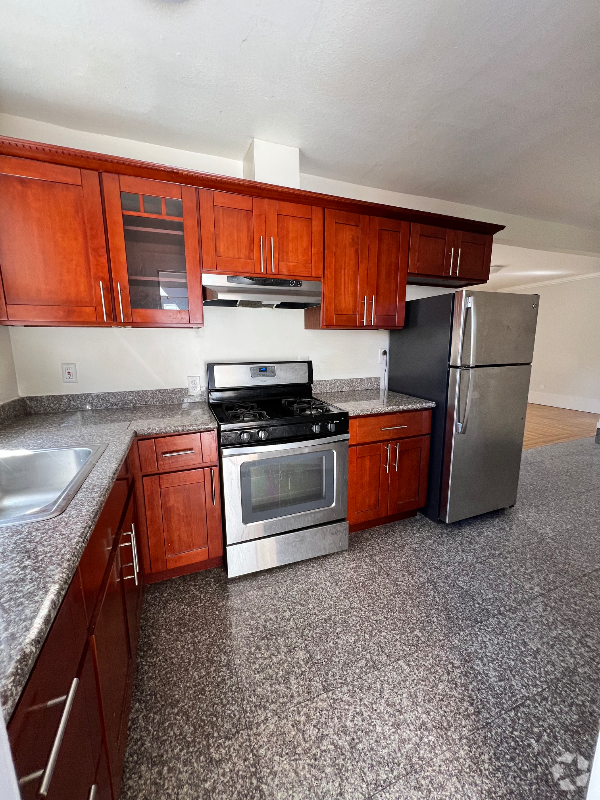 Building Photo - 1612 Harmon St Rental