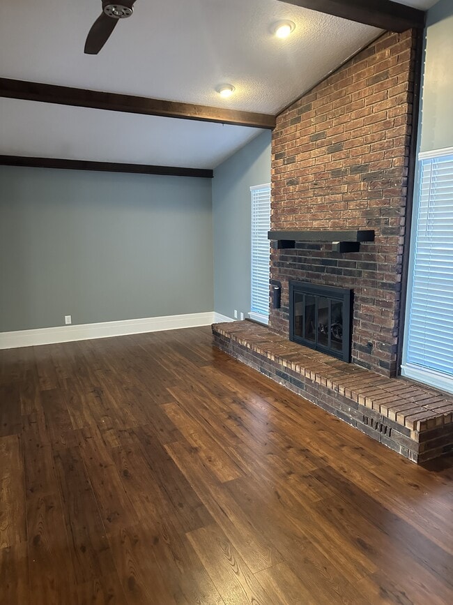 Photo - 1817 Gingham Ln