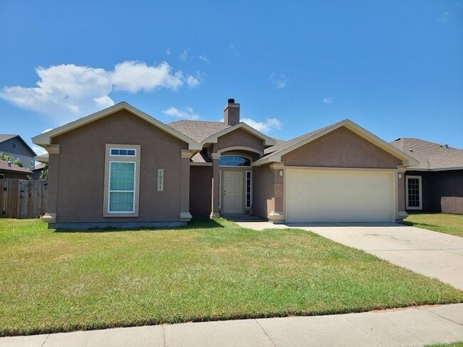 Building Photo - 1921 Woodbend Dr Rental