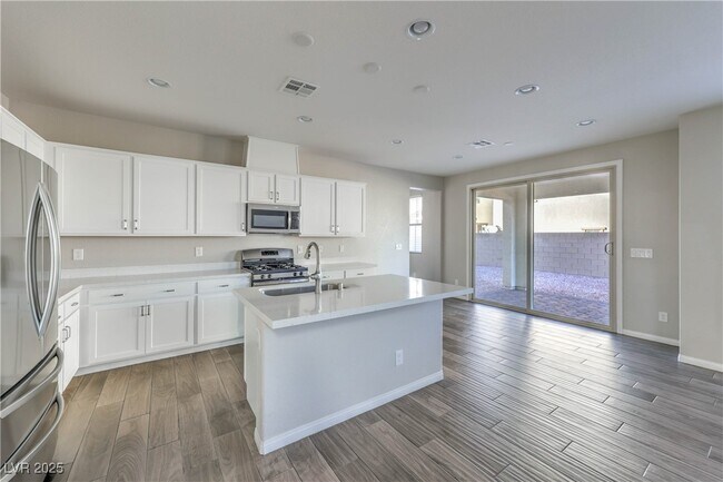 Photo - 10260 Bark Pine Ct