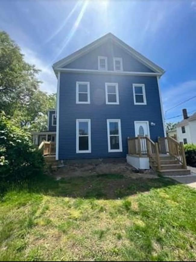 78 Winthrop St Townhome Townhome Rental in Taunton MA