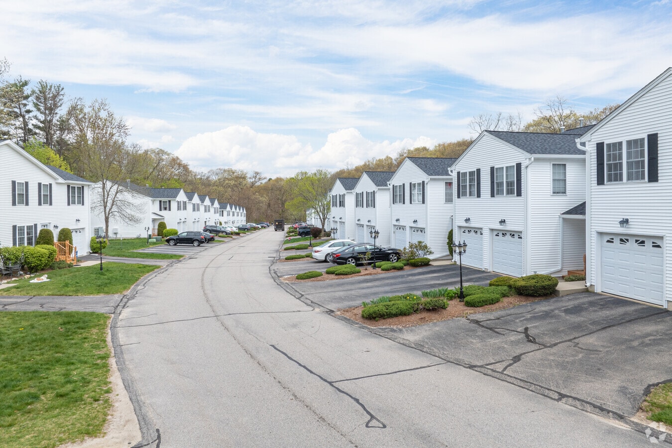 450 Providence St West Warwick, RI 02893 - Riverbend Condominiums