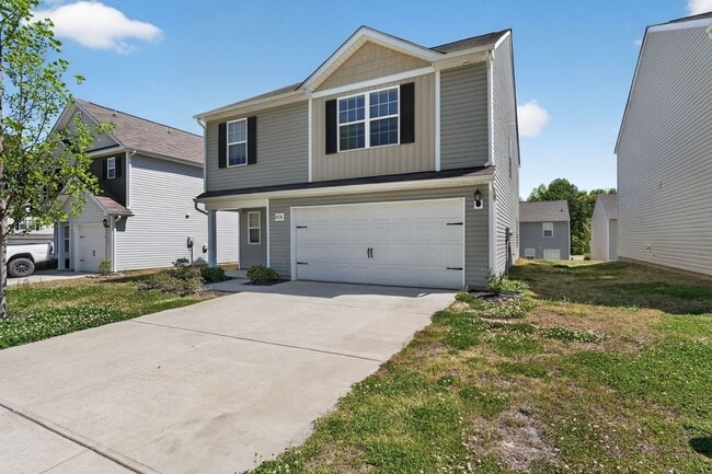 Photo - Spacious 4BR House in Charlotte