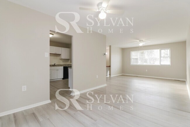 Photo - Spacious 6 bedroom home in Randallstown!