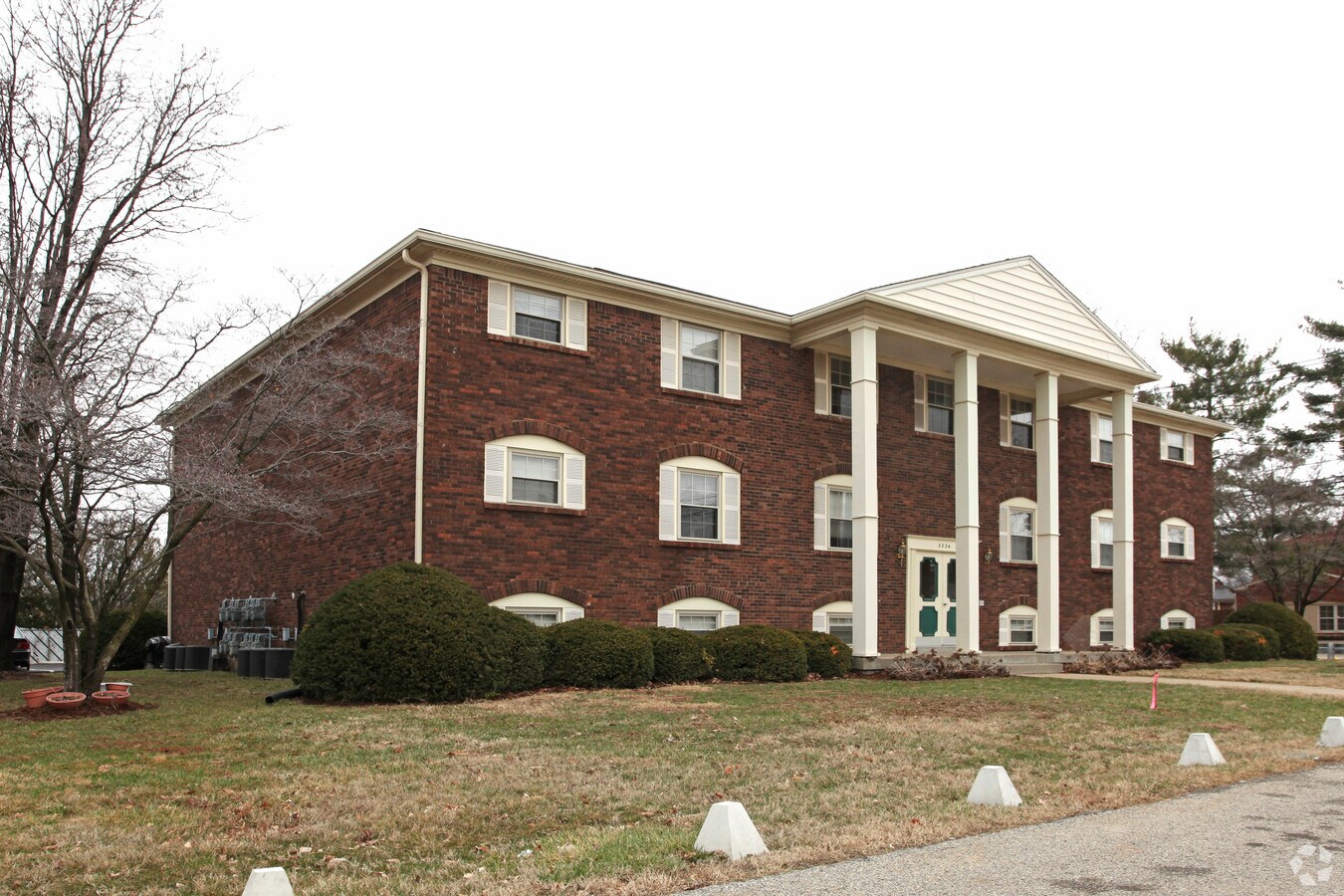 Photo - 3324 Breckenridge Ln Apartments