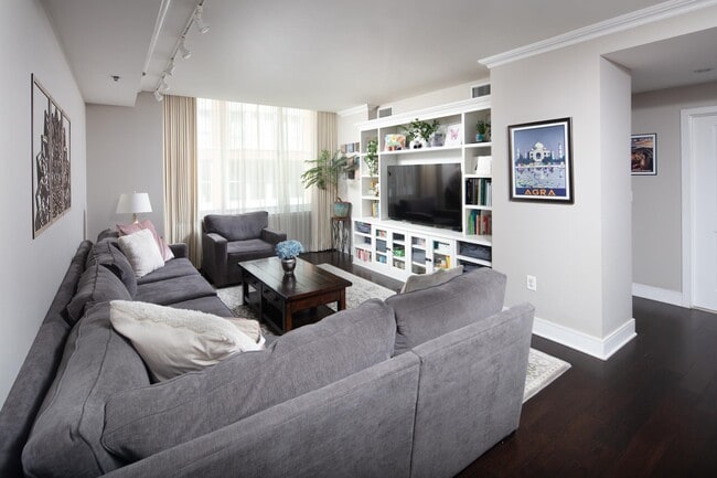 Photo - 1100 Maxwell Ln Condo Unit 341