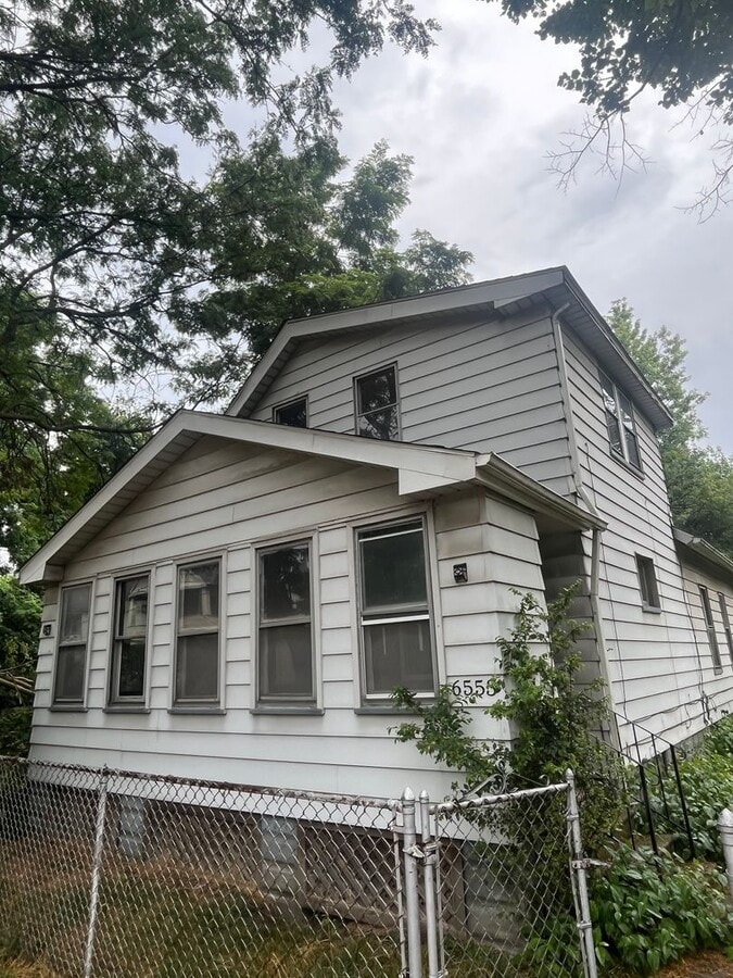 Section 8 Accepted! Spacious Newly Renovat... - Section 8 Accepted! Spacious Newly Renovat... Casa