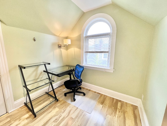 Photo - 205 Washington Ave Unit 205W-2