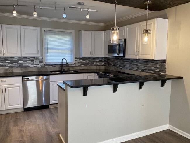 Photo - 102 Sanders Store Rd