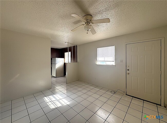 602 Sunset Ln Unidad B