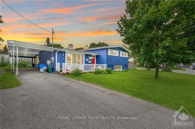 Building Photo - 1403 Sault St