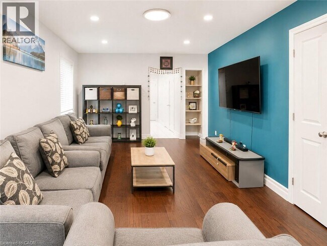Photo - 212 Colton Cir