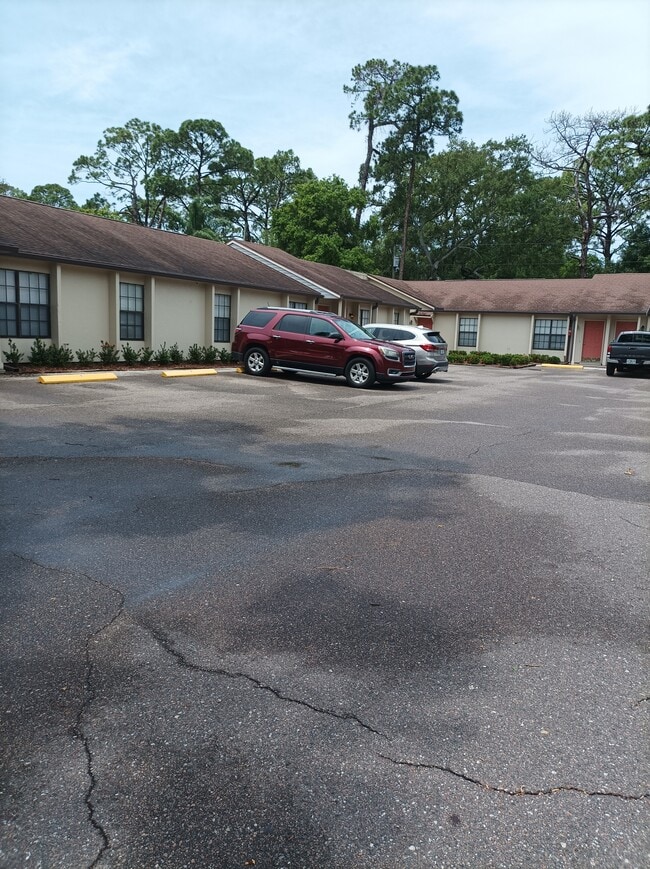 Photo - 7756 62nd Way N