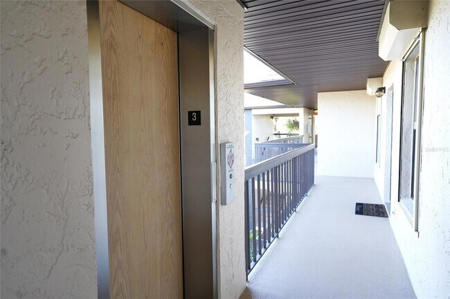 Photo - 1999 Kings Hwy Unit 23C