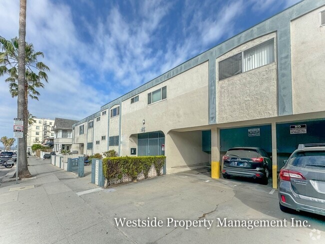Building Photo - 45 Rose Ave Unit Z Rental
