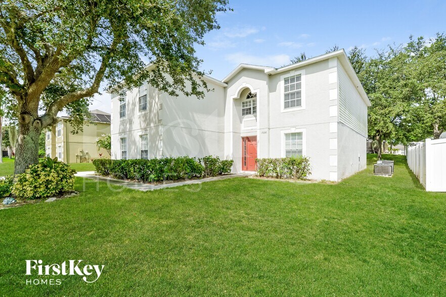 1026 Lake Doe Blvd