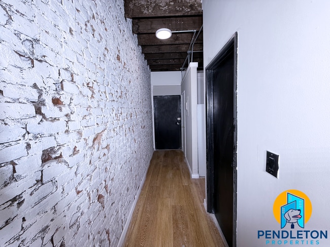 Photo - 525 E 13th St