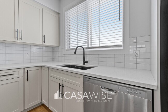 Photo - 8127-8228 228 St NW