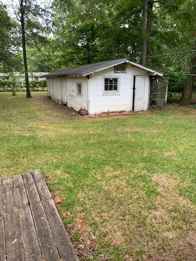 Photo - Renovated 3 Bedroom 2 Bath Home for Rent!