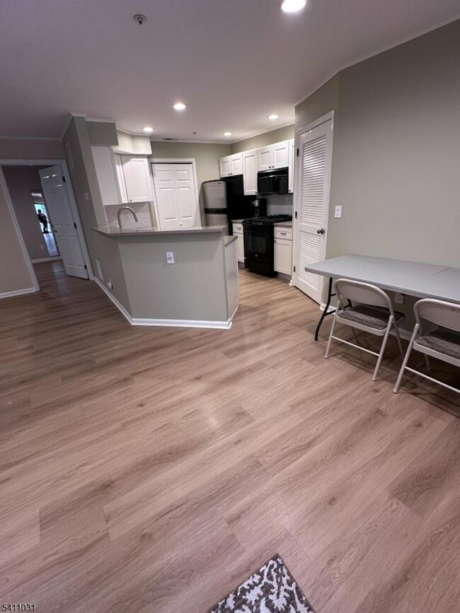 Photo - 4609 Tudor Dr Unit 4601