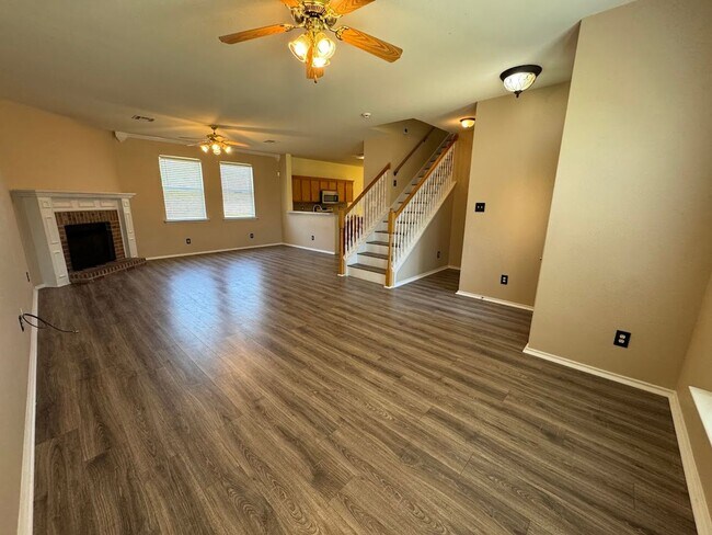 Photo - 4-Bedroom House for Rent in Harker Heights