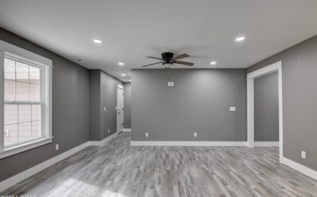 Photo - 905 S McKinley Ave
