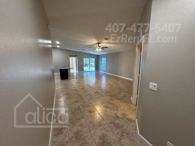 Photo - 3218 Forghun Ave SE