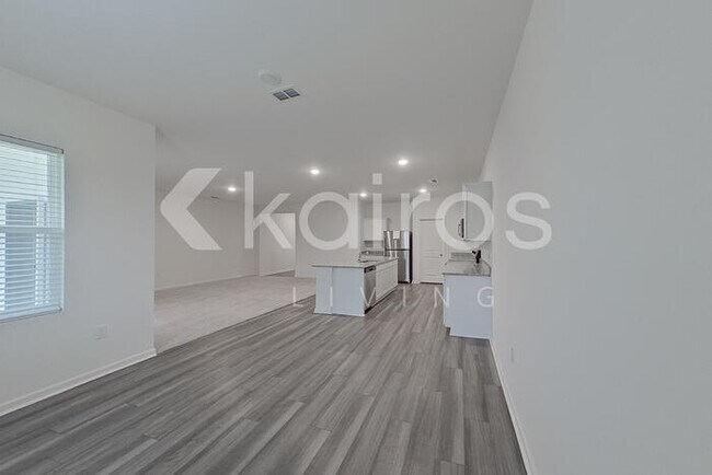 Photo - 631 Castillo Dr