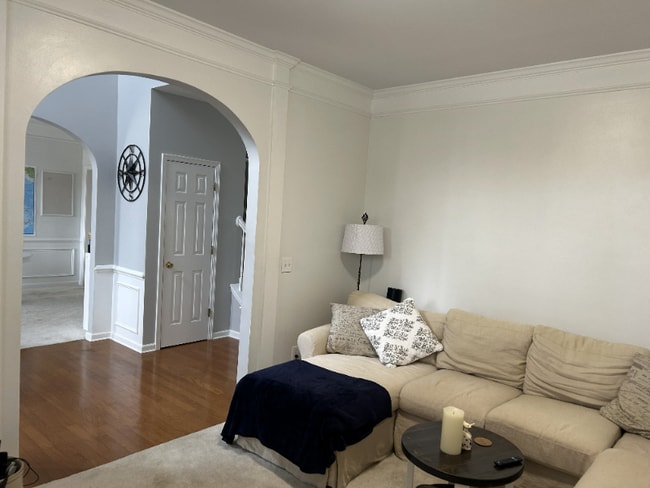 Photo - 612 Heathercrest Ct