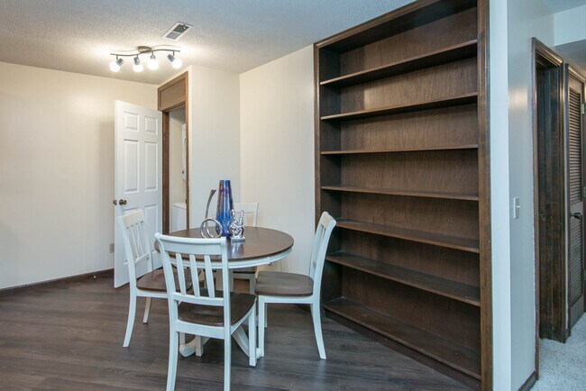 Photo - 1114 Fremont St