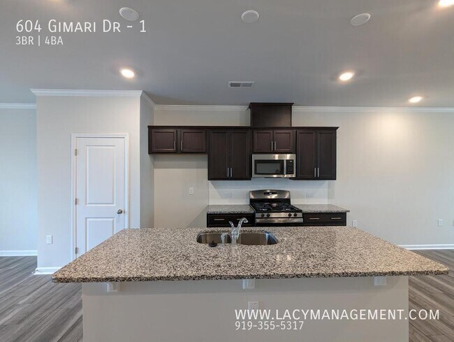 Photo - 604 Gimari Dr