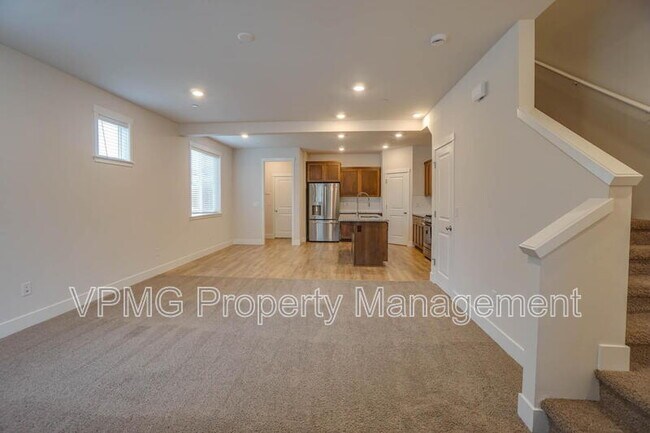 Photo - 6921 NE 16th Ave