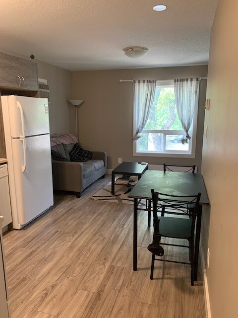 Photo - 2713 15th Av