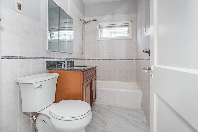8 Homer St Unit n/a