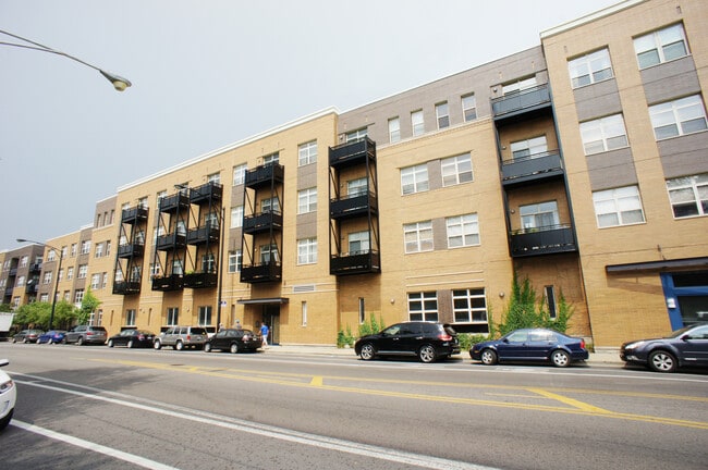 Photo - 2915 N Clybourn Ave Unidad 307 Rental