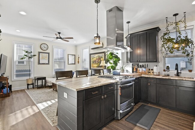 Building Photo - 782 Rutledge Ave