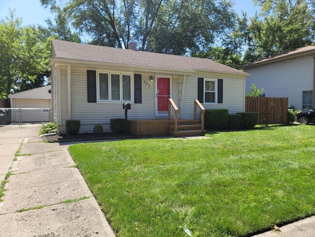 Photo - Spacious 3-bedroom, 2-full Bath Ranch