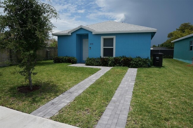 Building Photo - 575 Lilac Ct Rental