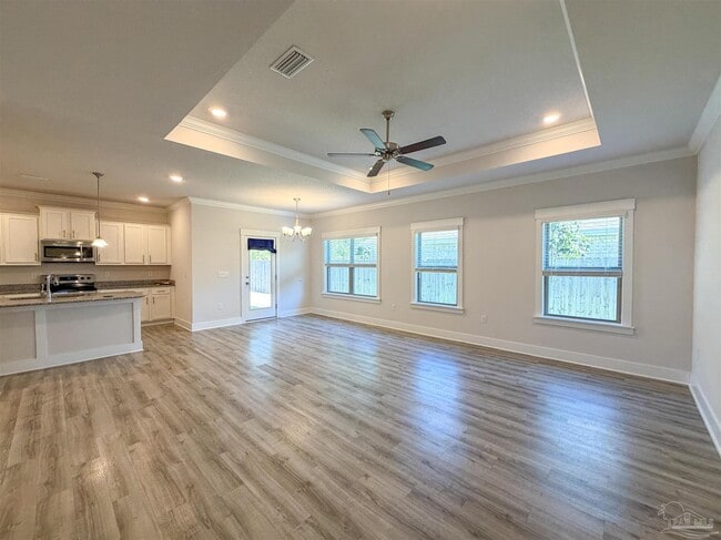 Photo - 4462 Jude Way