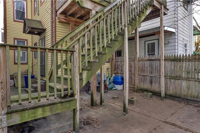 Photo - 210 Taylor St Unidad 1