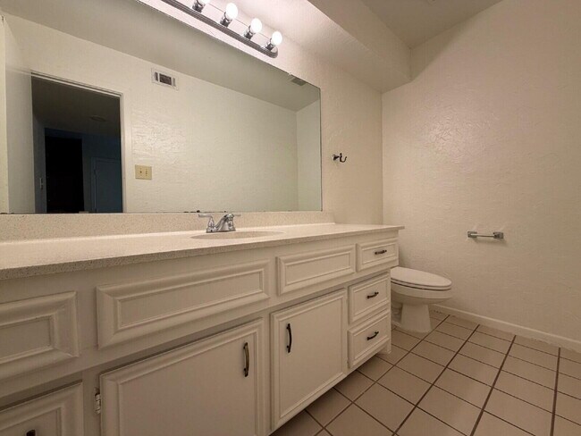 Photo - 7201 Memphis Ave