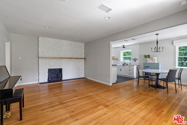 Photo - 4824 La Canada Blvd