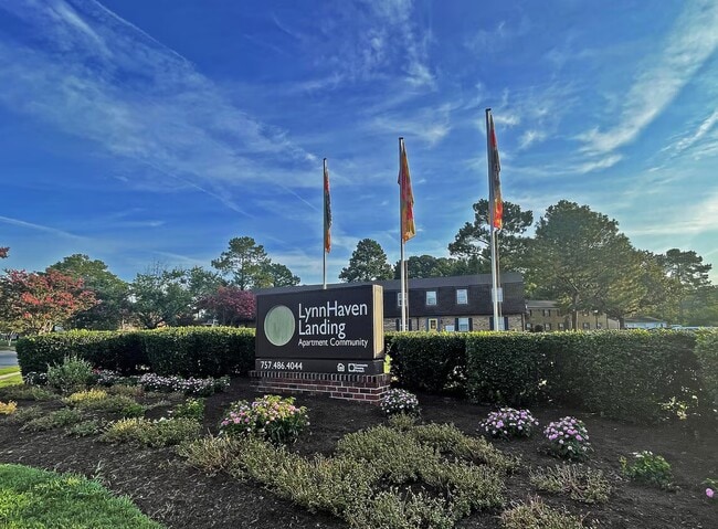 Photo - 356 Cypresswood Ct