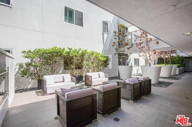 Photo - 7857 W Manchester Ave Unidad 110