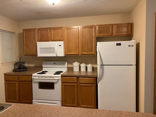 Ashton Apartments