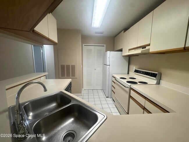 Photo - 7667 N Wickham Rd Unit 1107