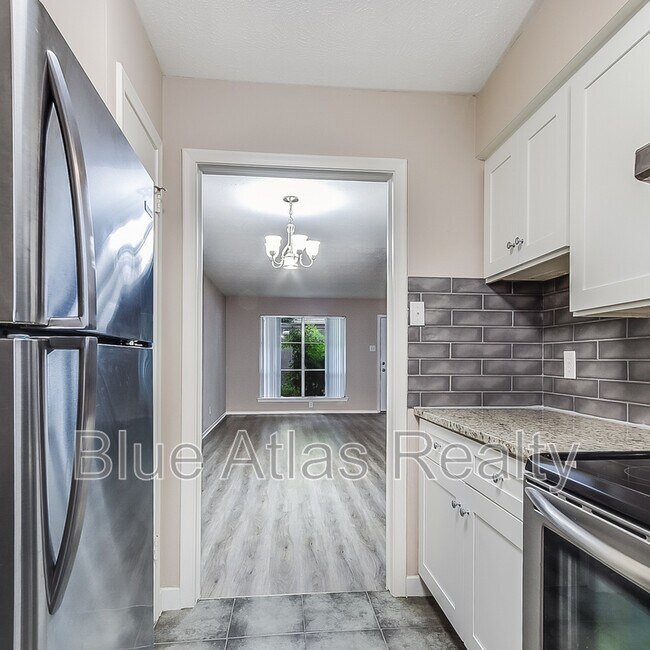 Photo - 3903 Hawthorne Ave