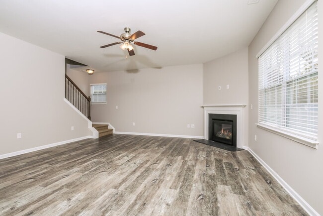 Photo - 6113 Watsonia Dr