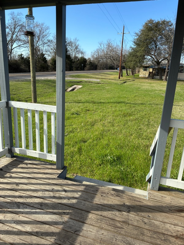 Photo - 841 State Hwy 75 N